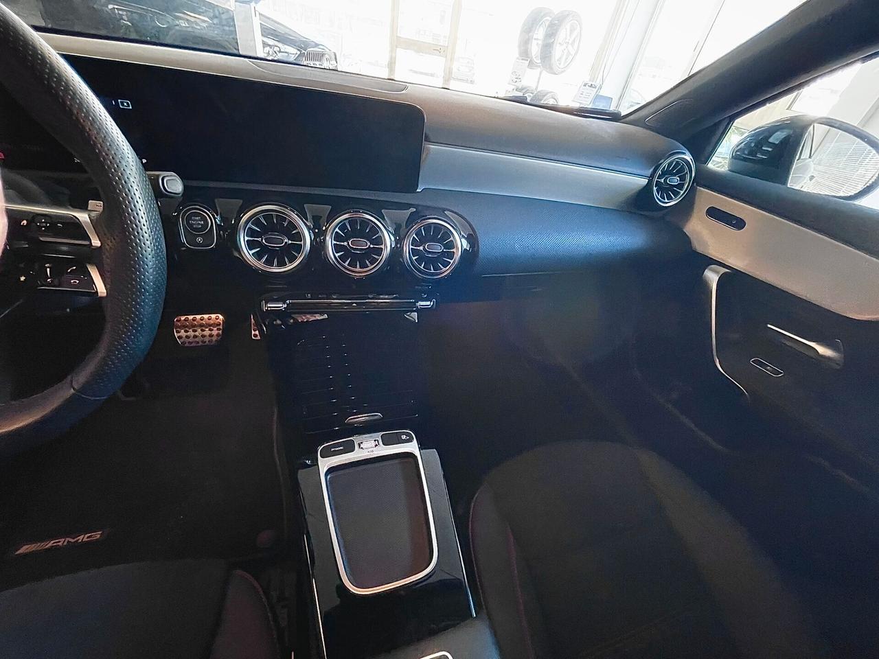 Mercedes-benz A 180 d Automatic AMG Line Premium