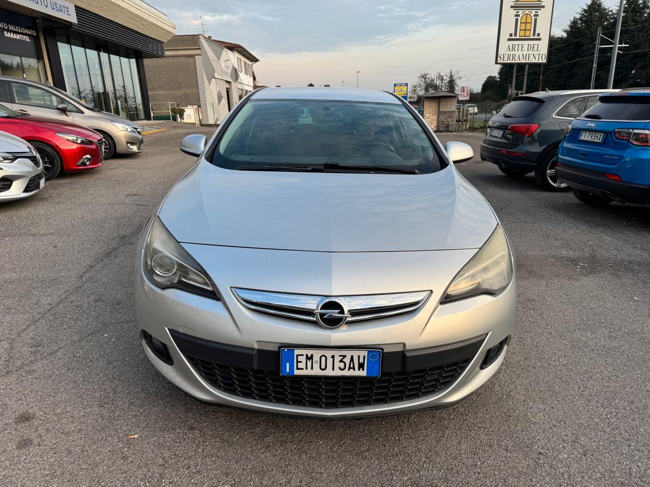 Opel Astra GTC 1.4 Turbo 140CV S&S 3 porte Cosmo