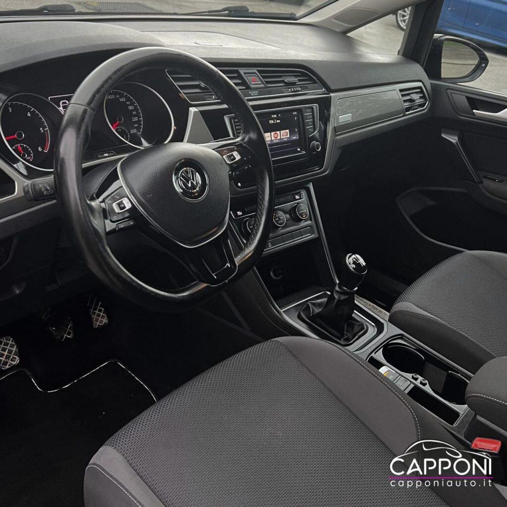 Volkswagen Touran 1.6 TDI 115 CV 7 POSTI