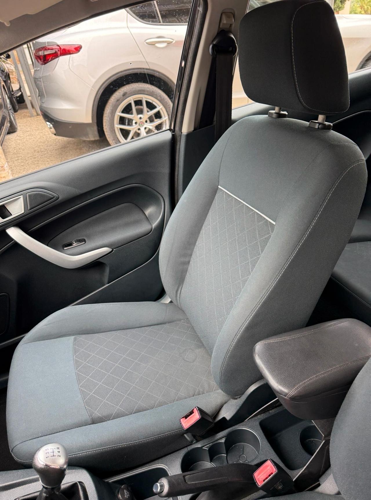 Ford Fiesta Ikon 1.2 16V Business