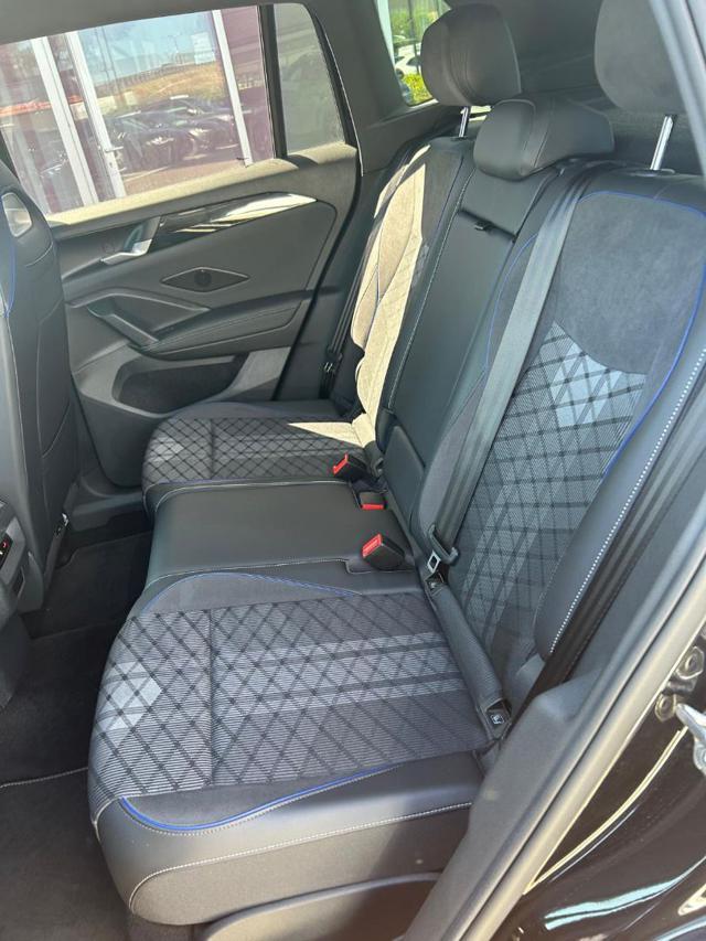 VOLKSWAGEN Tiguan 2.0 TDI 150 CV DSG R-Line