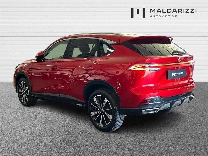 MG HS Nuova 1.5T 1.5T DCT LUX Red Dark