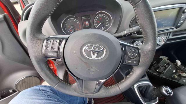 TOYOTA Yaris 1.0 BEN. POCO INCIDENTATA