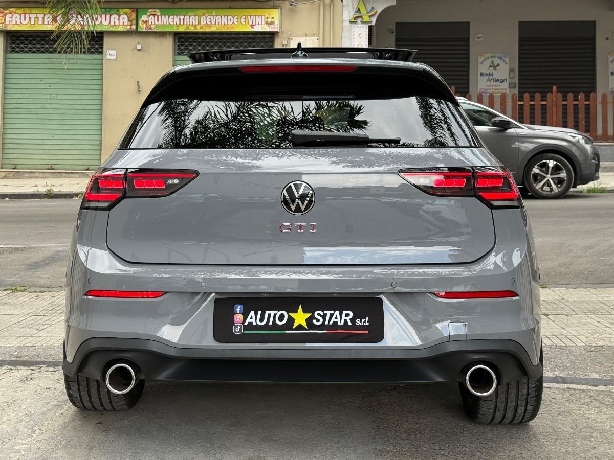New Volkswagen Golf 8.5 GTI 2.0 TSI 265 CV
