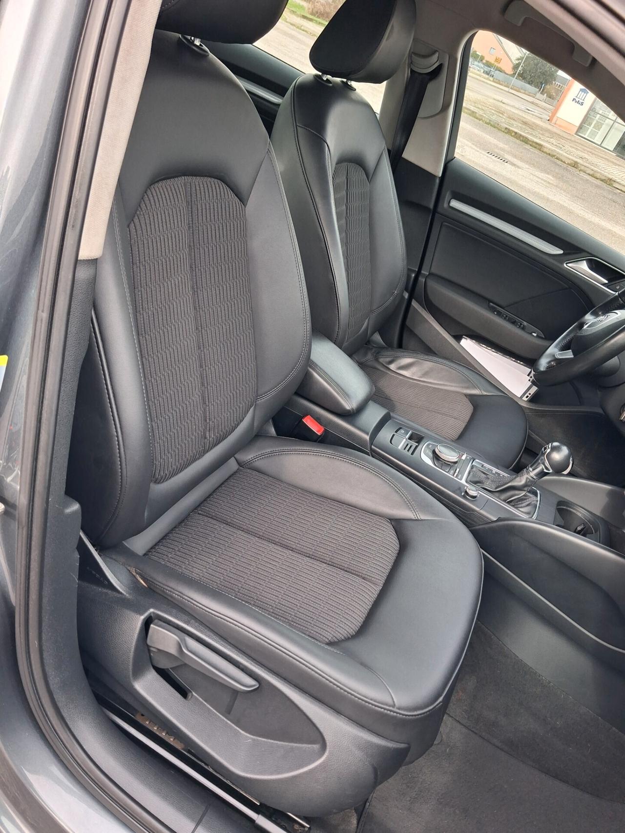 Audi A3 1.6 TDI clean diesel S tronic Ambiente