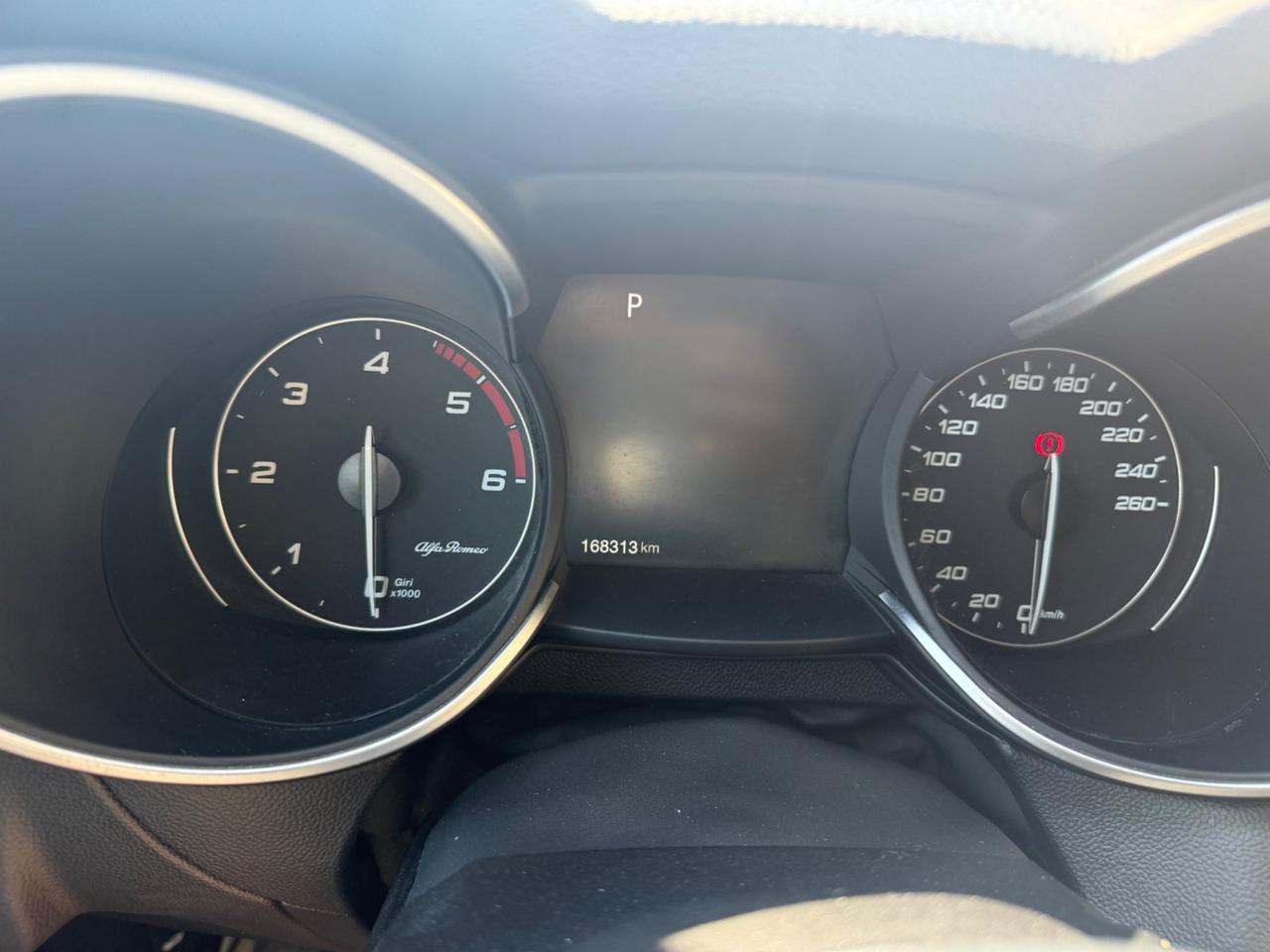 Alfa Romeo Stelvio 2.2 Turbodiesel 180 CV AT8 RWD Super