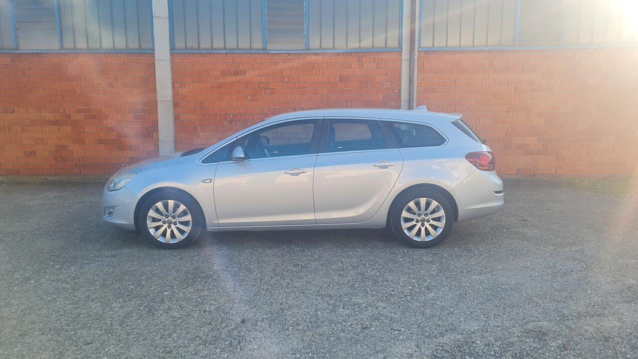 Opel Astra 1.7 CDTI 110CV Sports Tourer Cosmo