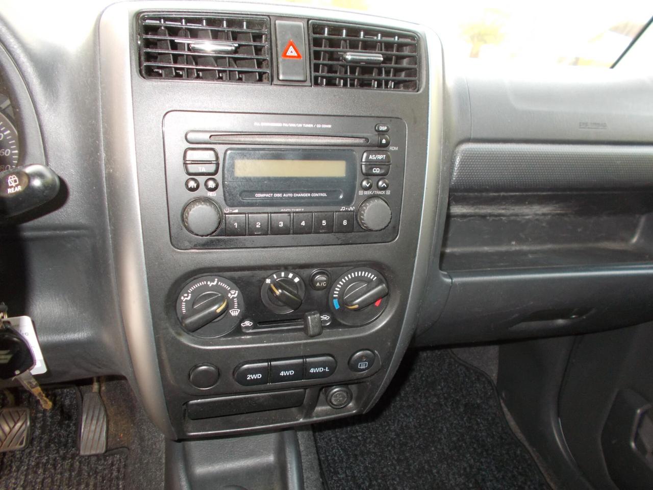 Suzuki Jimny 1.5 DDiS cat 4WD JLX