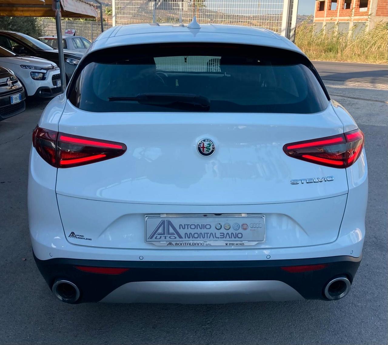 Alfa Romeo Stelvio 2.2 Turbodiesel 160 CV AT8 RWD Business