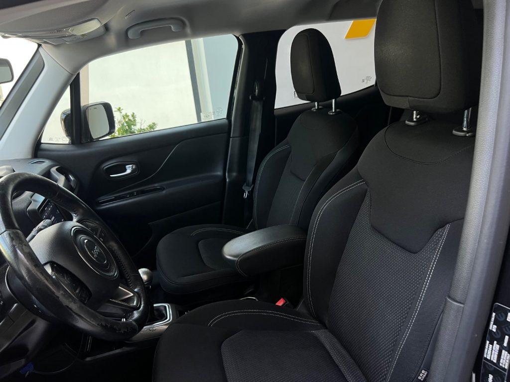 Jeep Renegade 1.6 Mjt 120 CV Limited da e199,00 mensili