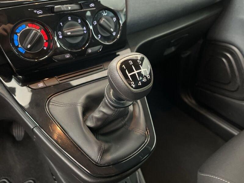 Lancia Ypsilon III 2021 1.0 firefly hybrid Gold s&s 70cv