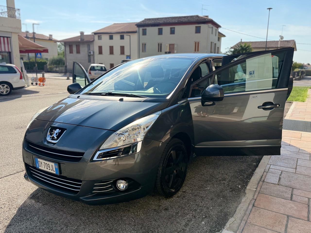 Peugeot 5008 2.0 HDi 163CV aut. Féline