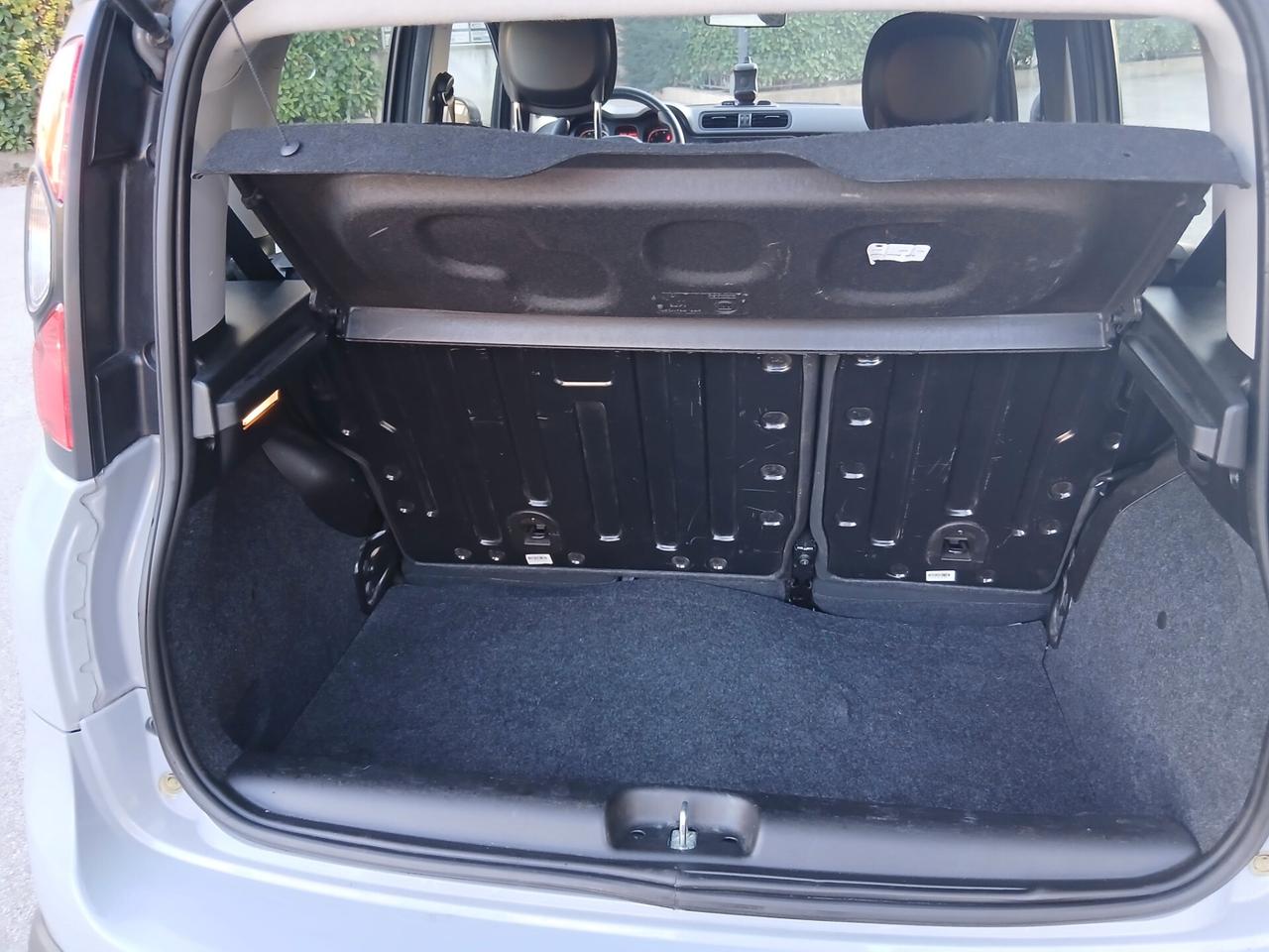 Fiat Panda 1.0 FireFly S&S Hybrid City Cross tua a € 199 mese