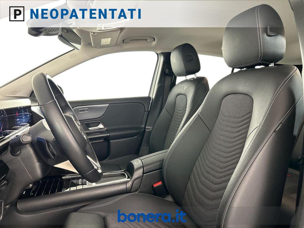 Mercedes GLA 180 180 D Advanced 8G-DCT