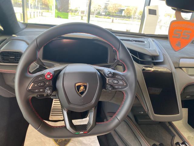 LAMBORGHINI Revuelto 6.5 V12 UFFICIALE ITALIA-SOLI 250KM