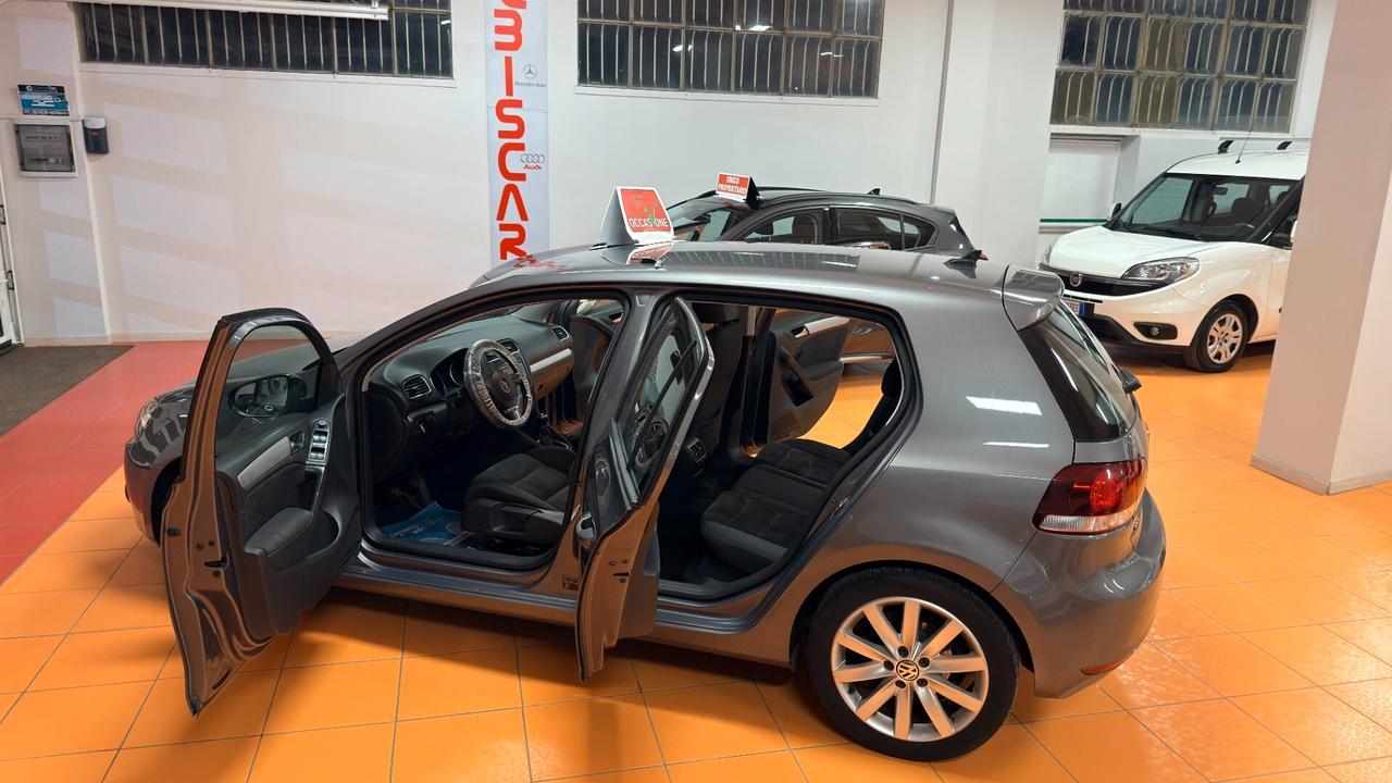 Volkswagen Golf 1.6 TDI 5p. Highline BlueMotion