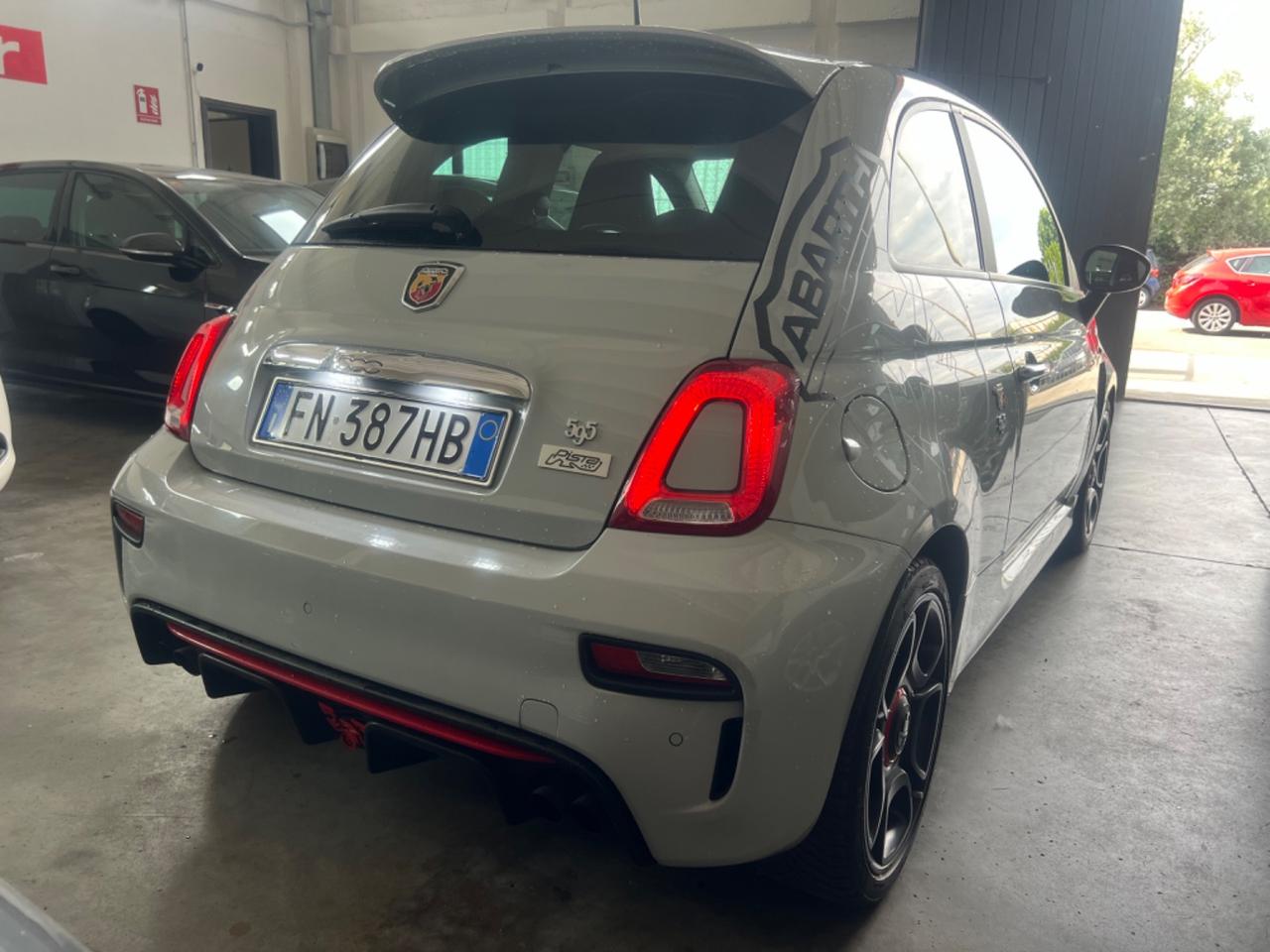 Abarth 595 1.4 Turbo T-Jet 160 CV Pista