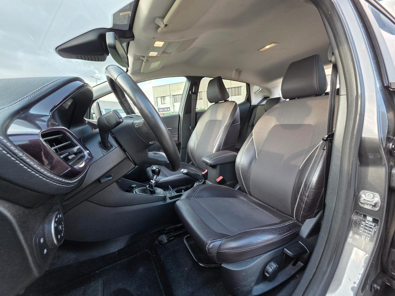 Ford Fiesta 1.0 Ecoboost 100 CV 5 porte Vignale