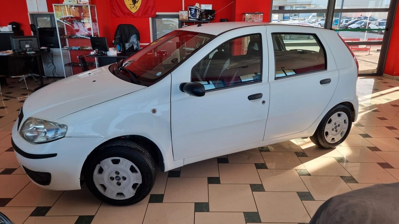 Fiat Punto 1.2 5 porte Active Natural Power