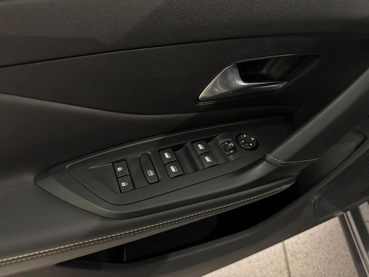 PEUGEOT 408 1.2 hybrid GT 145cv e-dsc6 - VARI COLORI!