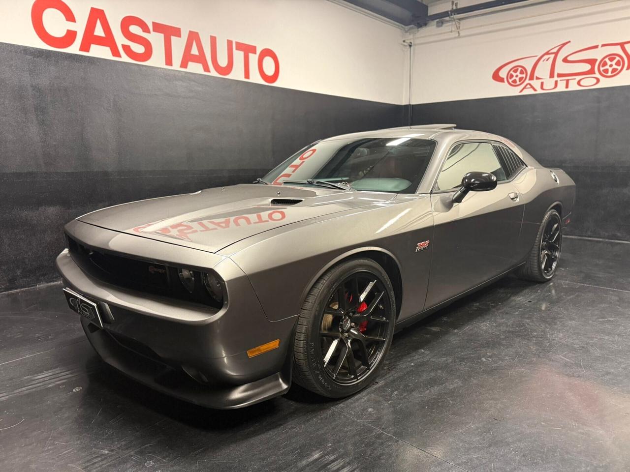 Dodge Challenger Srt
