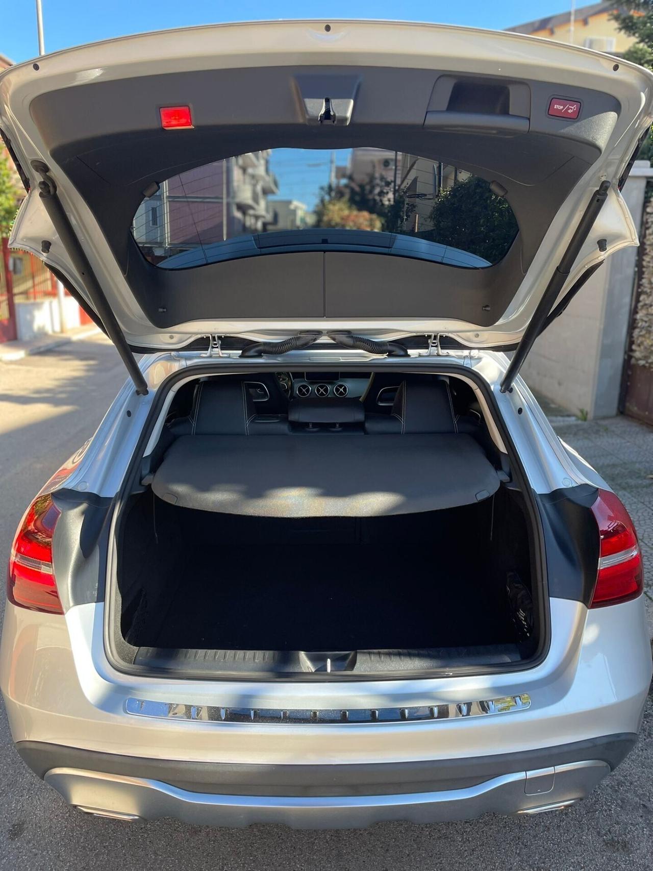 Mercedes-benz GLA 200 d Automatic Premium