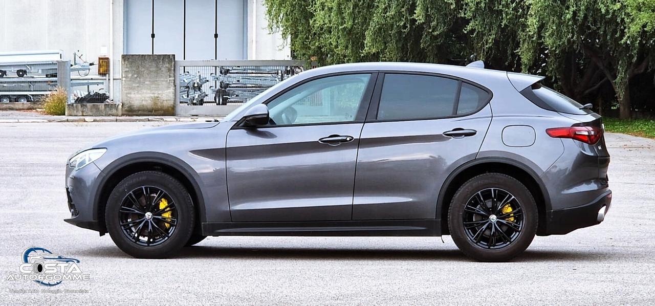 Alfa Romeo Stelvio 2.2 Turbodiesel 190 CV AT8 Q4 Sprint