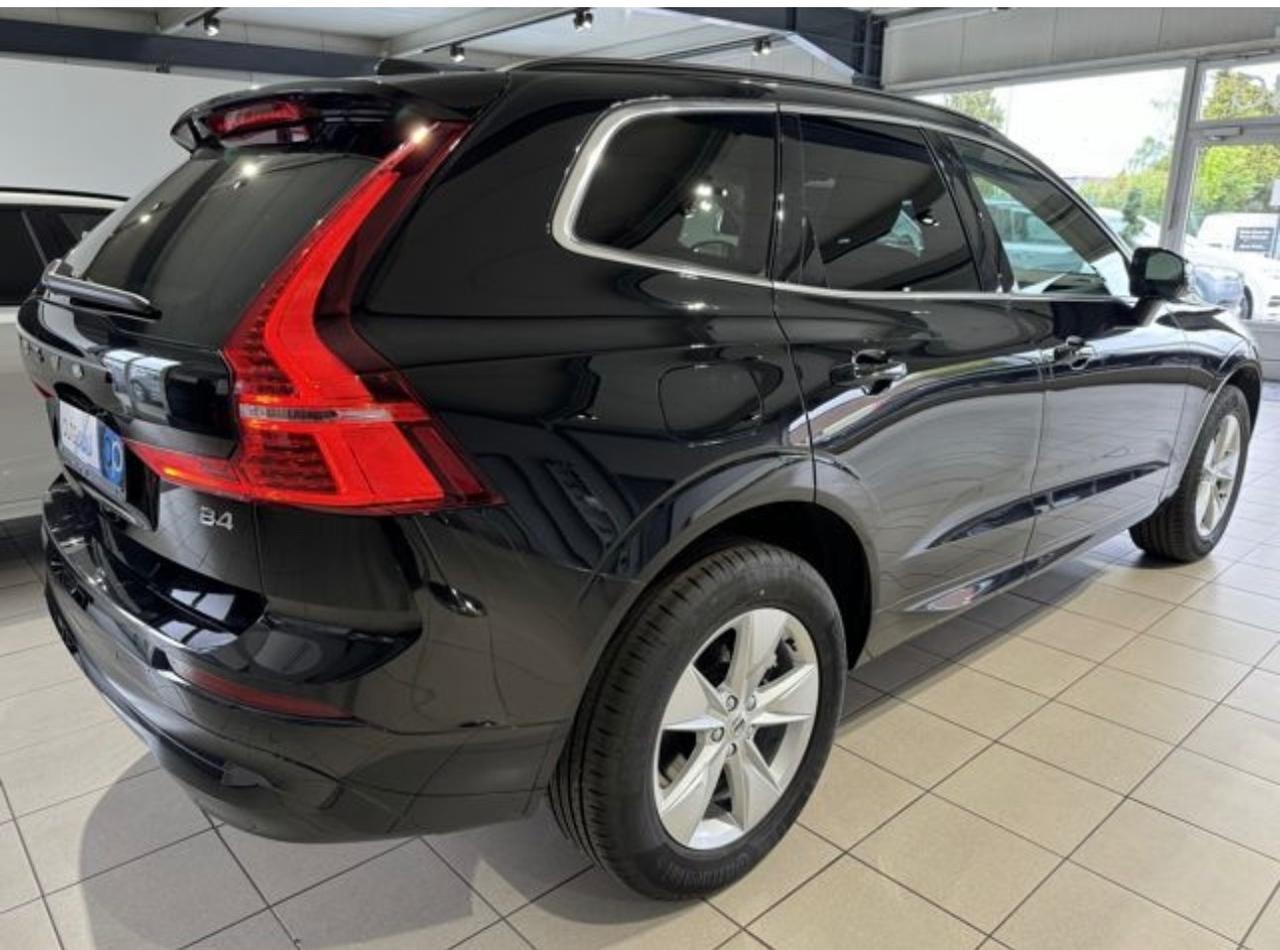 Volvo XC 60 B4 (d) automatico Business