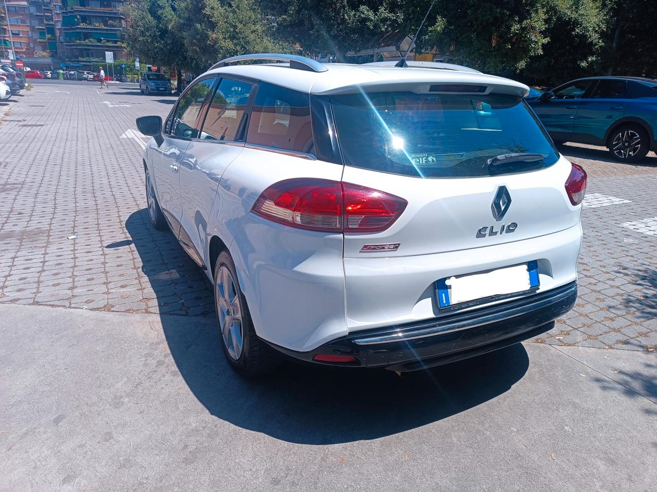 Renault Clio Sporter 1.2 75CV