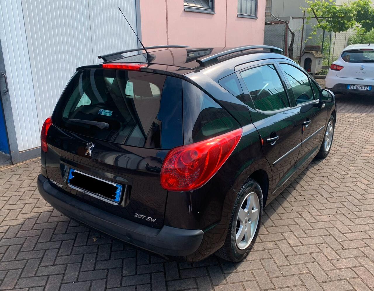 Peugeot 207 1.4 8V 75CV SW X Line ECO GPL