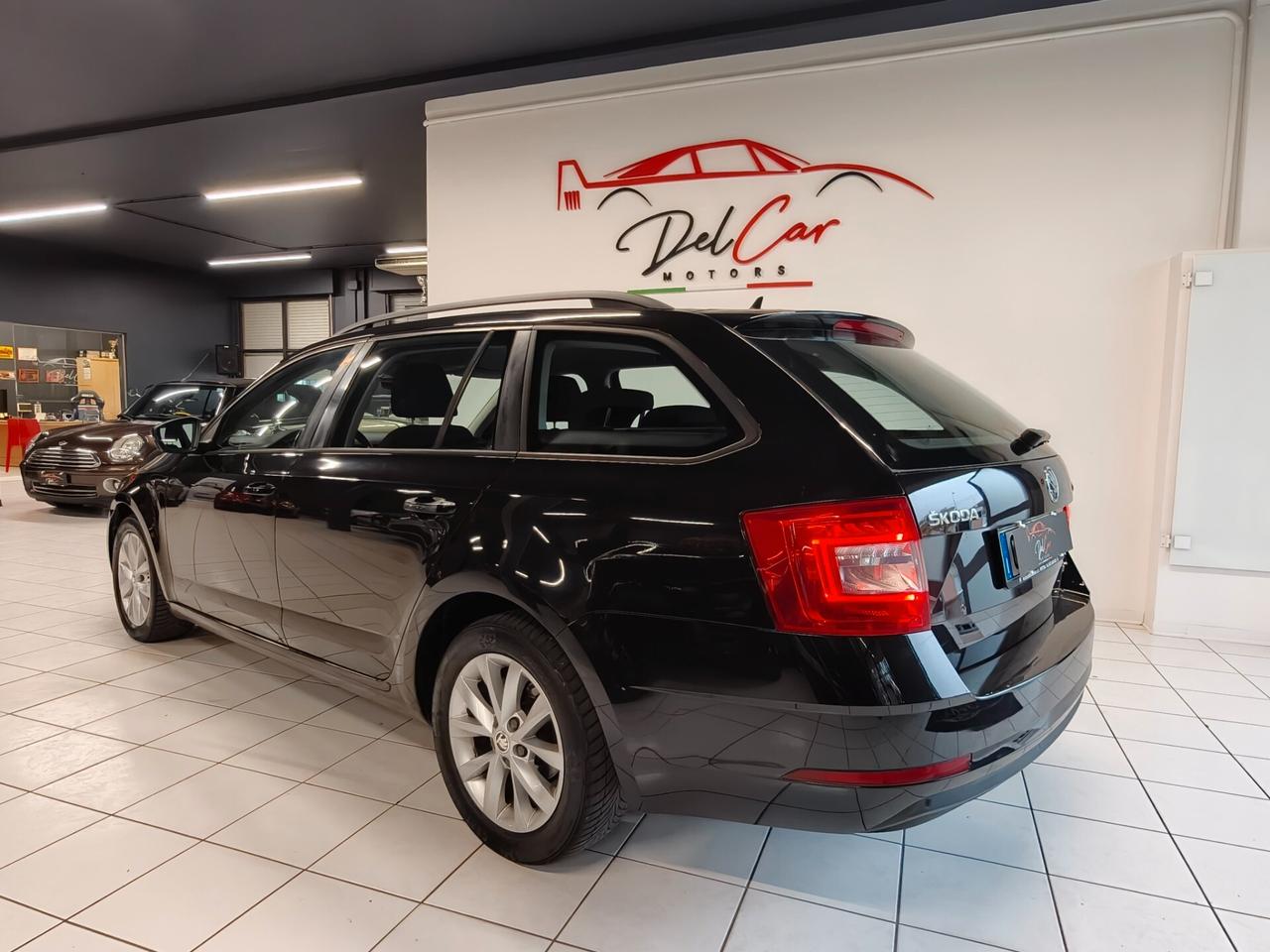 Skoda Octavia 1.5 DSG Wagon Ambition G-Tec