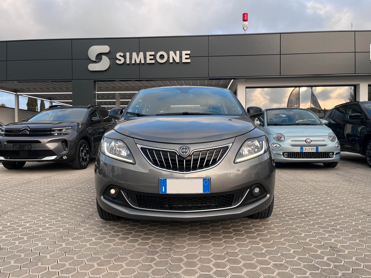 Lancia Ypsilon 1.0 FireFly 5 porte S&S Hybrid Gold