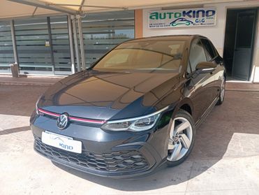 Volkswagen Golf GTI VIII 2.0 TSI