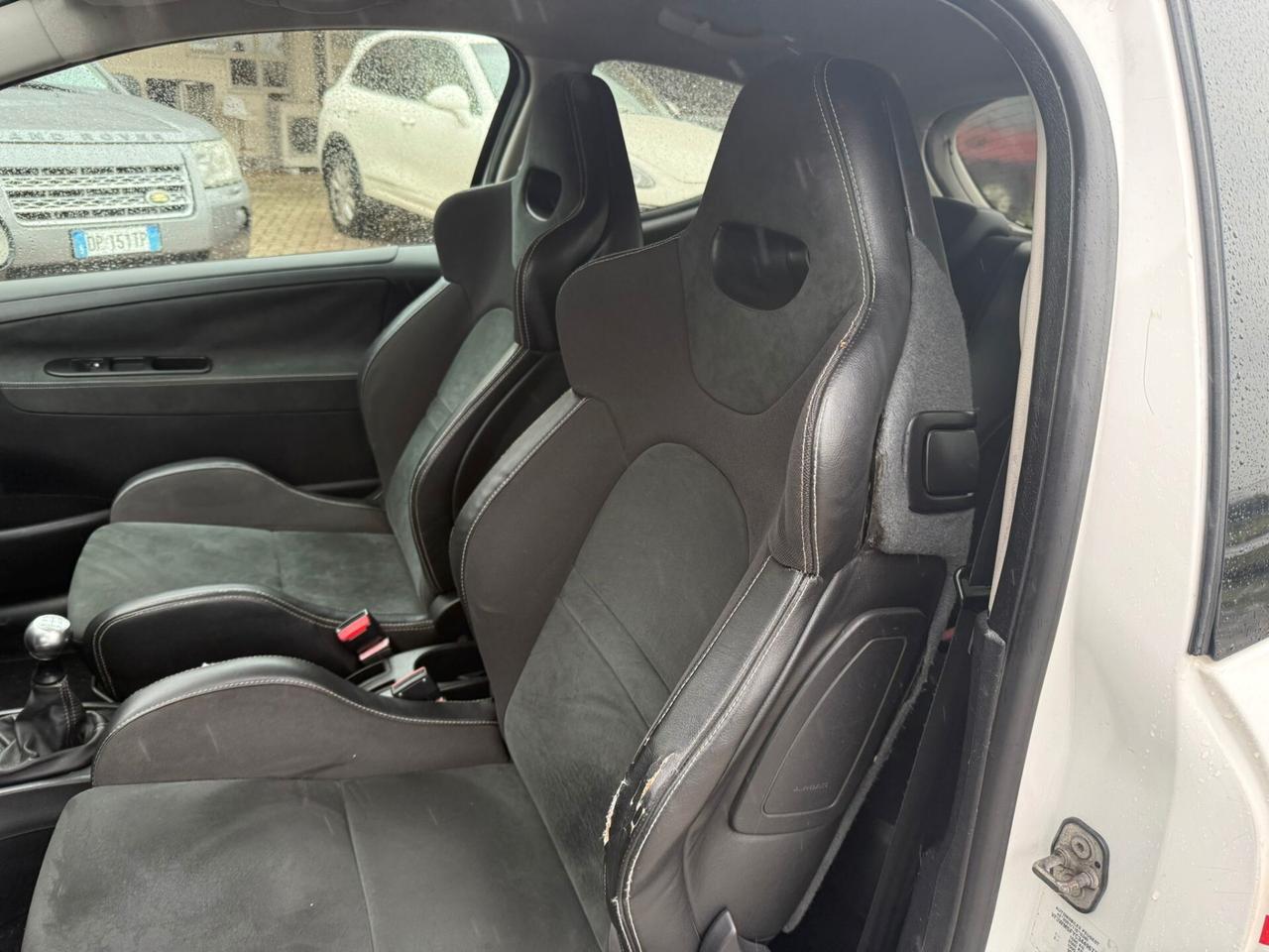 Peugeot 207 1.6 THP 175CV 3p. Le Mans Series