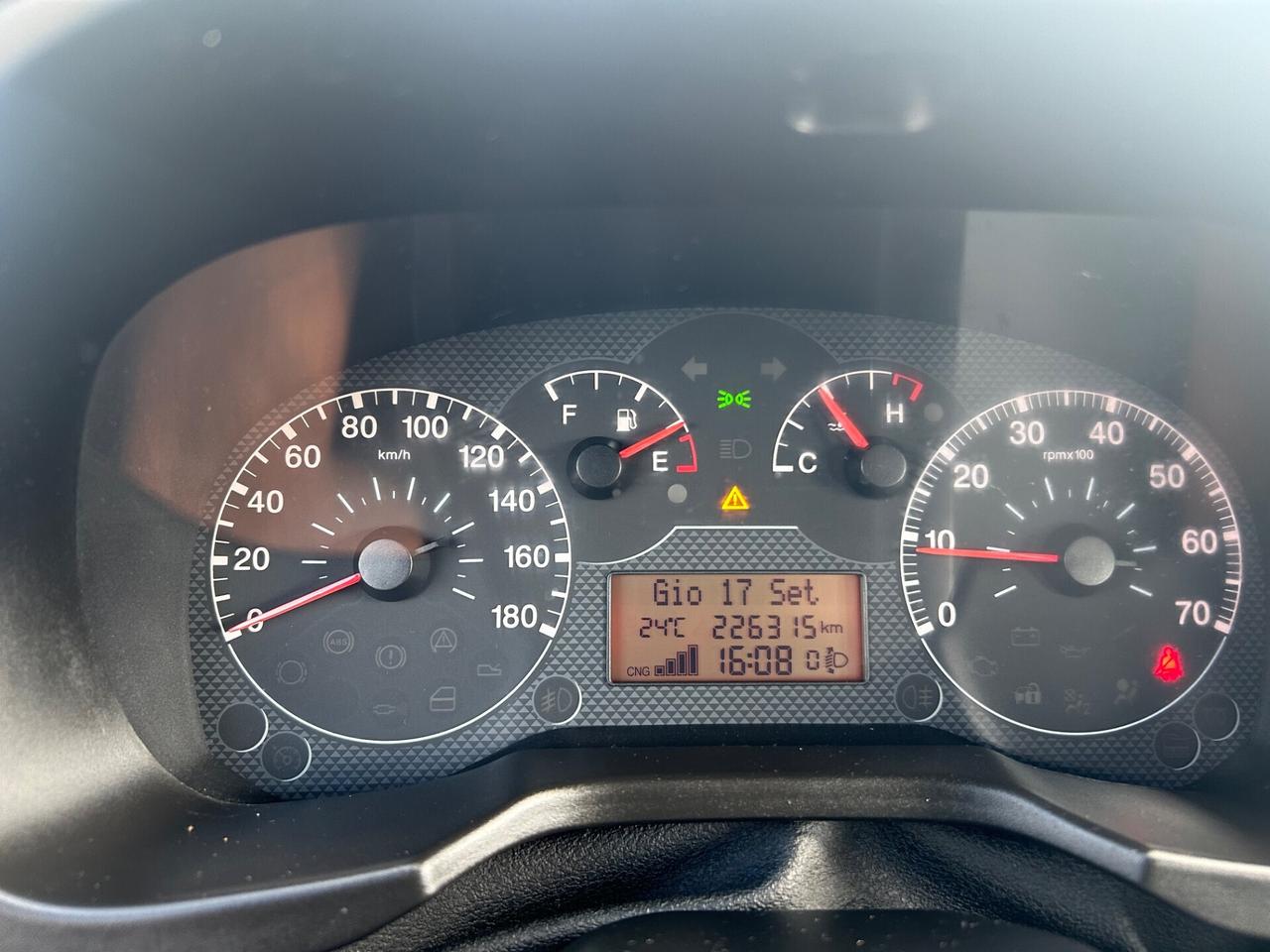 Fiat Qubo 1.4 8V 77 CV Dynamic Natural Power perfetto