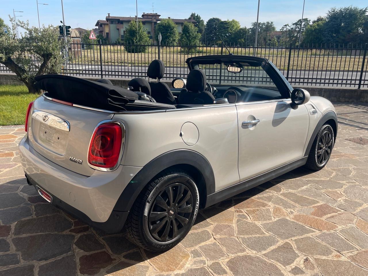 Mini 1.5 Cooper Cabrio