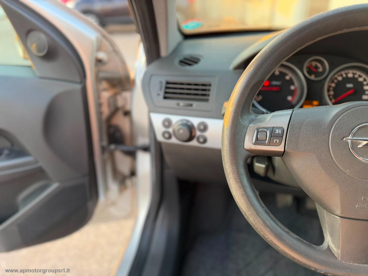 OPEL Astra 1.7 CDTI 101 CV SW Cosmo