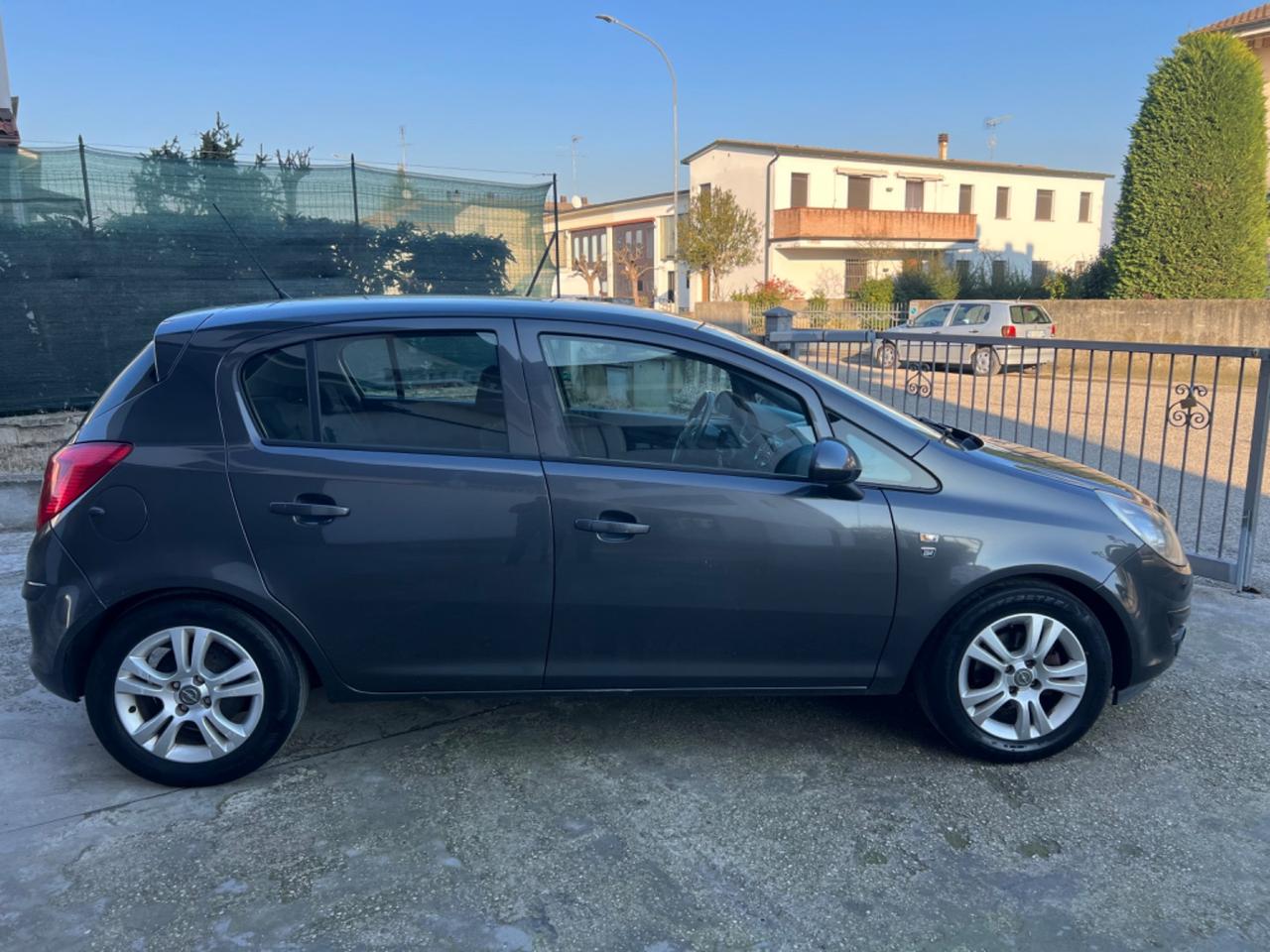 Opel Corsa 1.3 CDTI S&S GANCIO TRAINO NEOPATENTATI