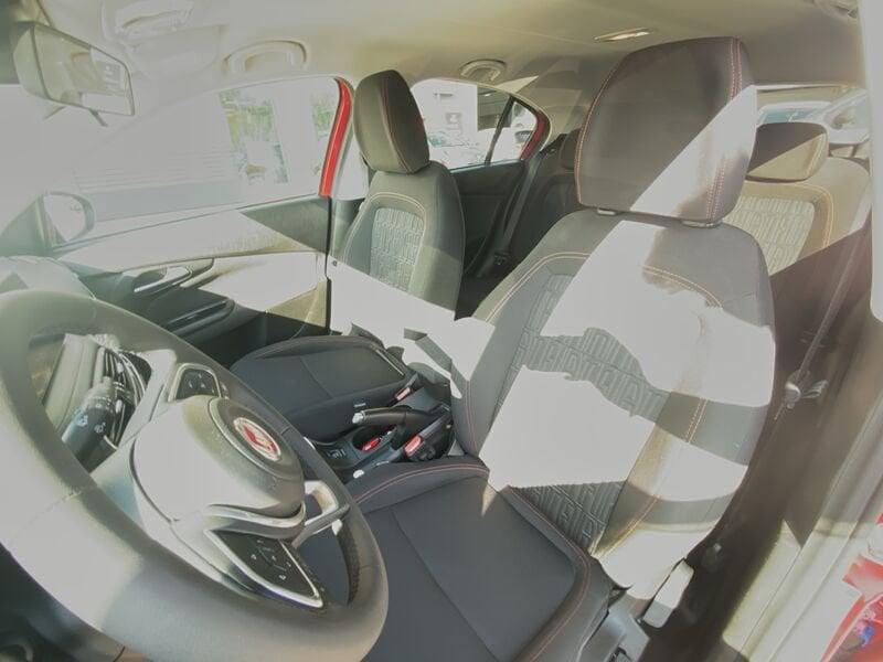 FIAT Tipo 1.5 Hybrid DCT 5 porte Red