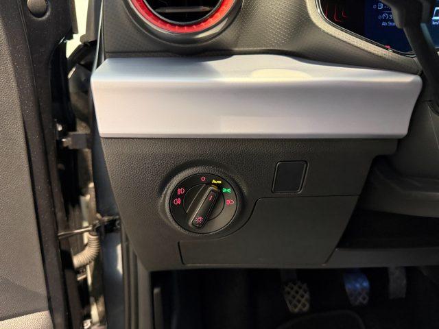 SEAT Arona 1.0 TSI FR ACC LED App Connect Bluetooth