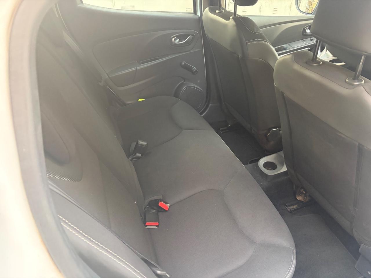 Renault Clio dCi 8V 75 CV Start&Stop 5 porte Energy Intens