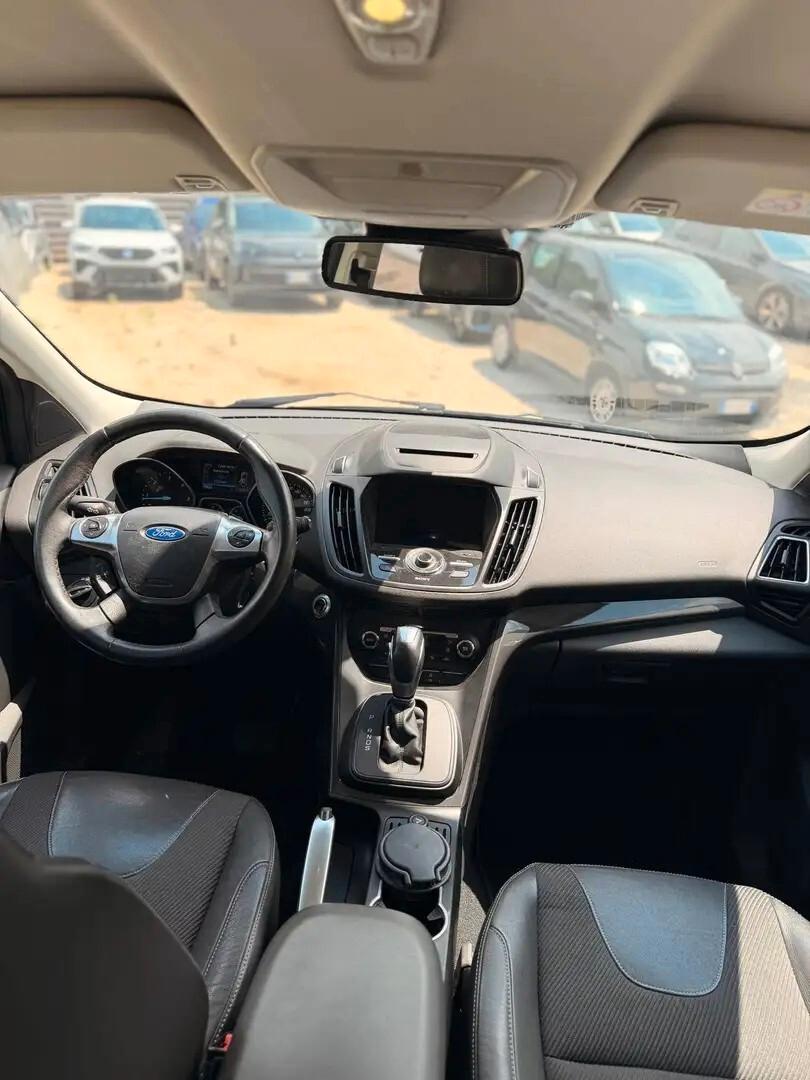 Ford Kuga 2.0 TDCI 150 CV S&S 4WD Powershift Titanium