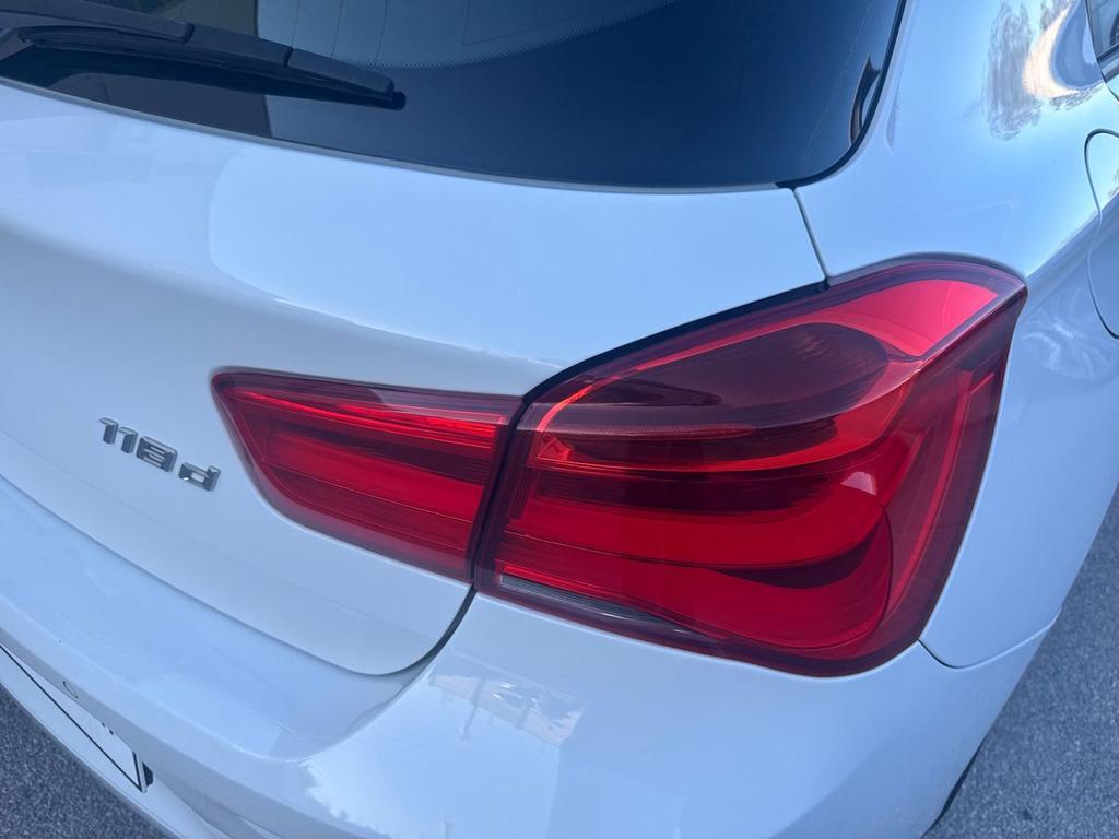 BMW Serie 1 5 Porte 118 d Urban Auto