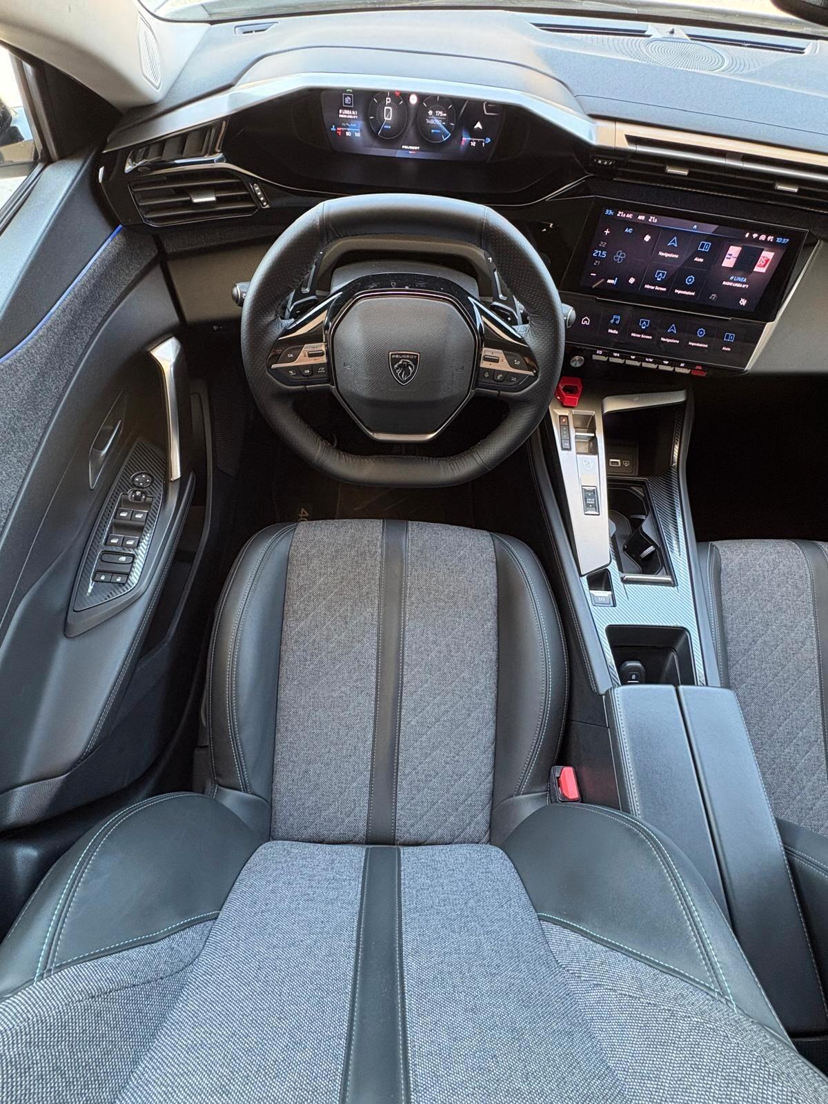Peugeot 408 PureTech 130 S&S EAT8 Allure Pack