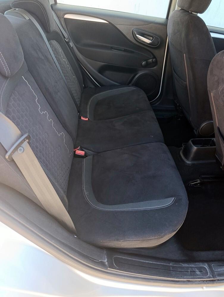 Fiat Punto 1.4 8V 5 porte METANO CASA MADRE