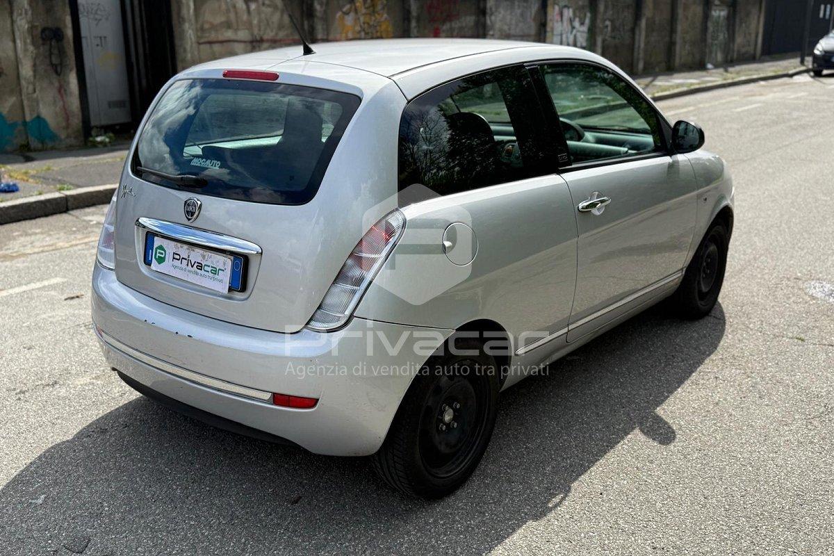 LANCIA Ypsilon 1.2 69 CV Unyca
