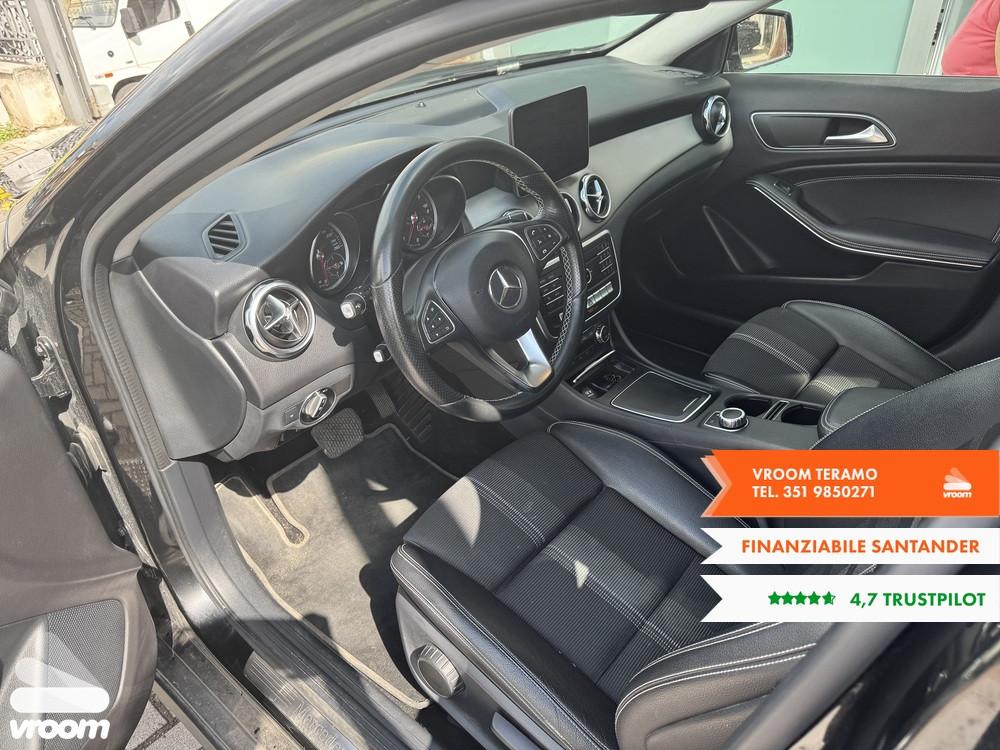 MERCEDES GLA (X156) 200 d Automatic Sport