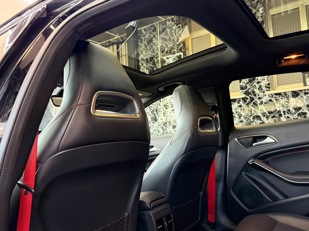 Mercedes-benz GLA 45 AMG 4Matic