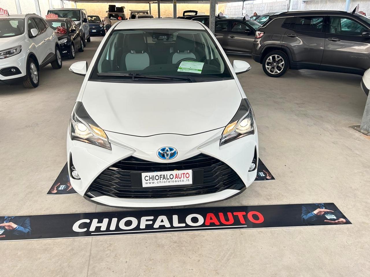 Toyota Yaris 1.5 Hybrid 5 porte Business