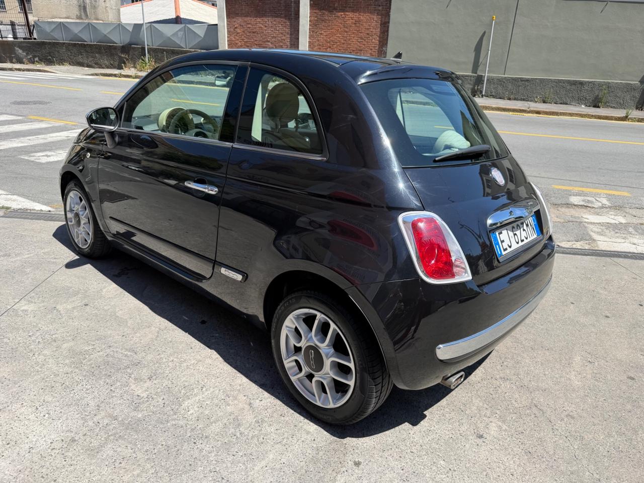 FIAT 500 1.2 LOUNGE NEOPATENTATI